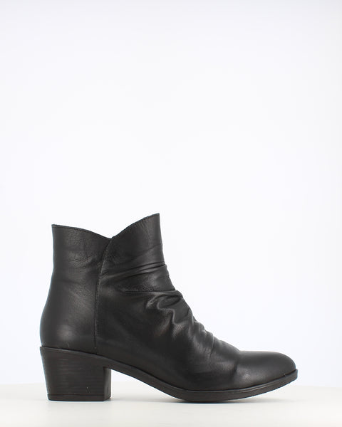 Cinders Edit Classic Pleat Ankle Boot Black