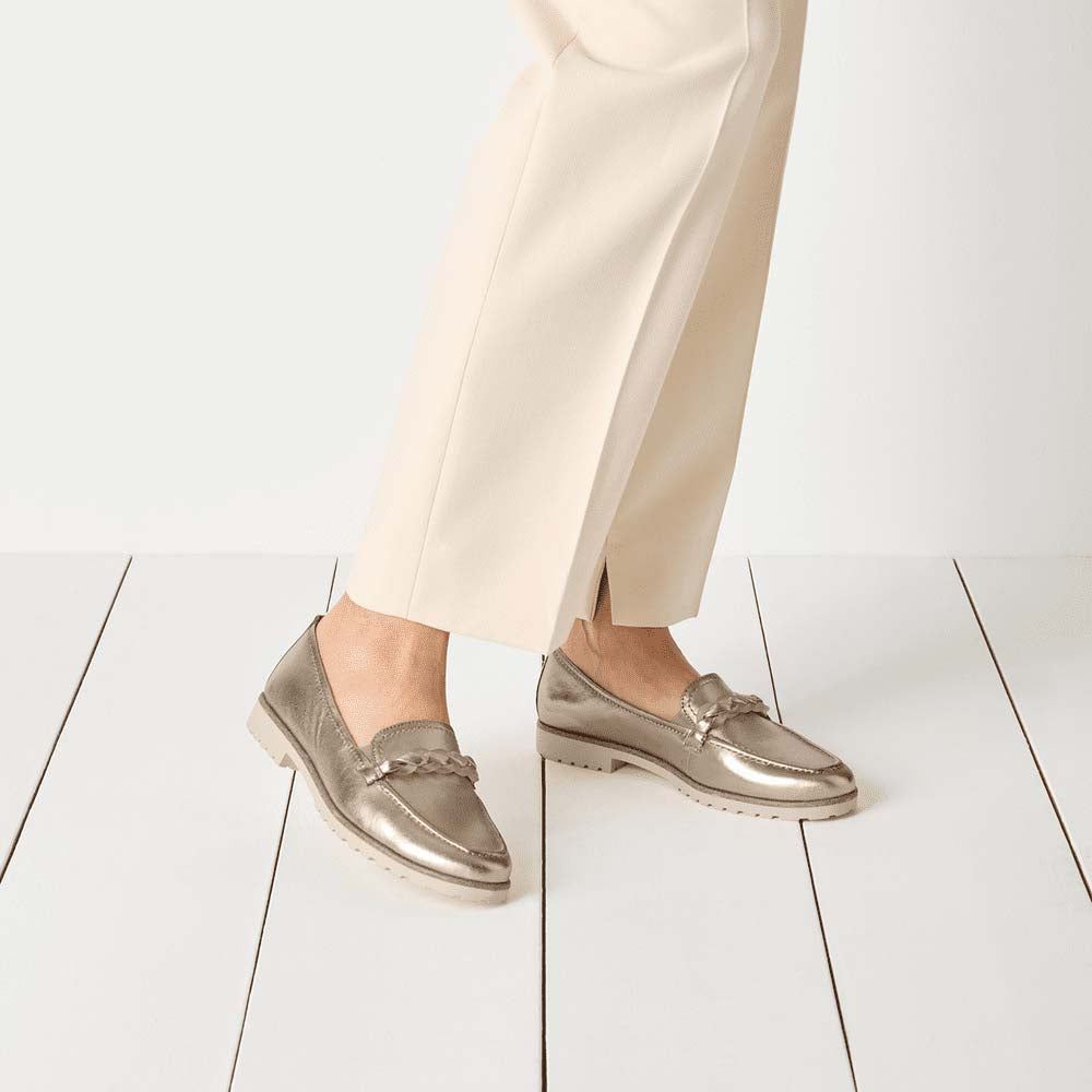 Tamaris Classic Loafer Bronze