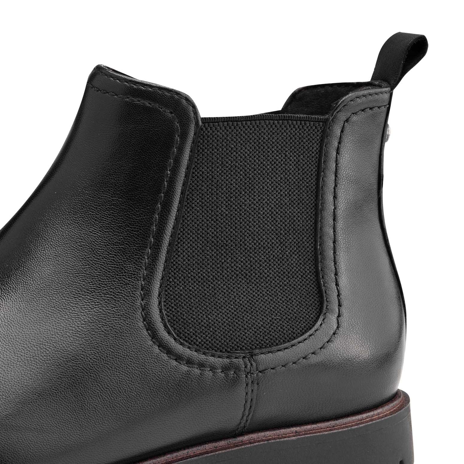 Tamaris Low Chelsea Boot Black