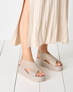 Tamaris Chunky Leather Wedge Ivory