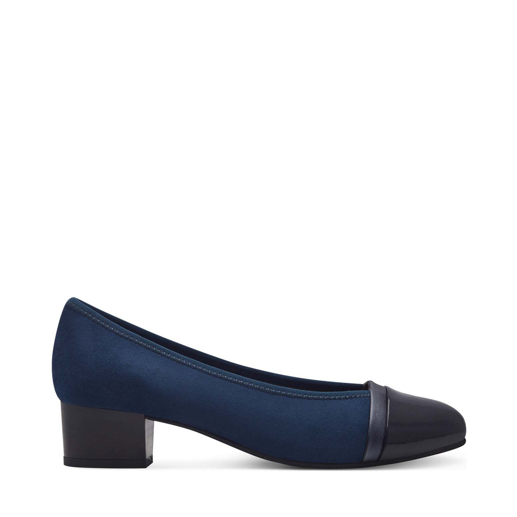 Clarks chartli diva navy best sale