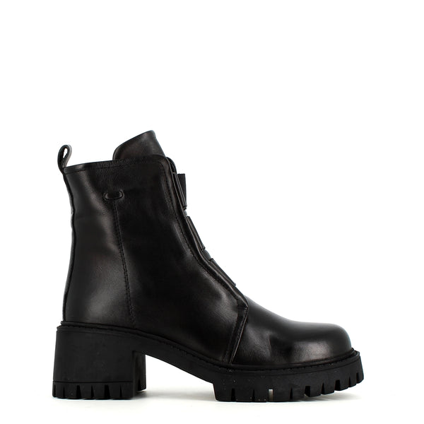 Cinders Edit Chunky Elasticated Boot Black