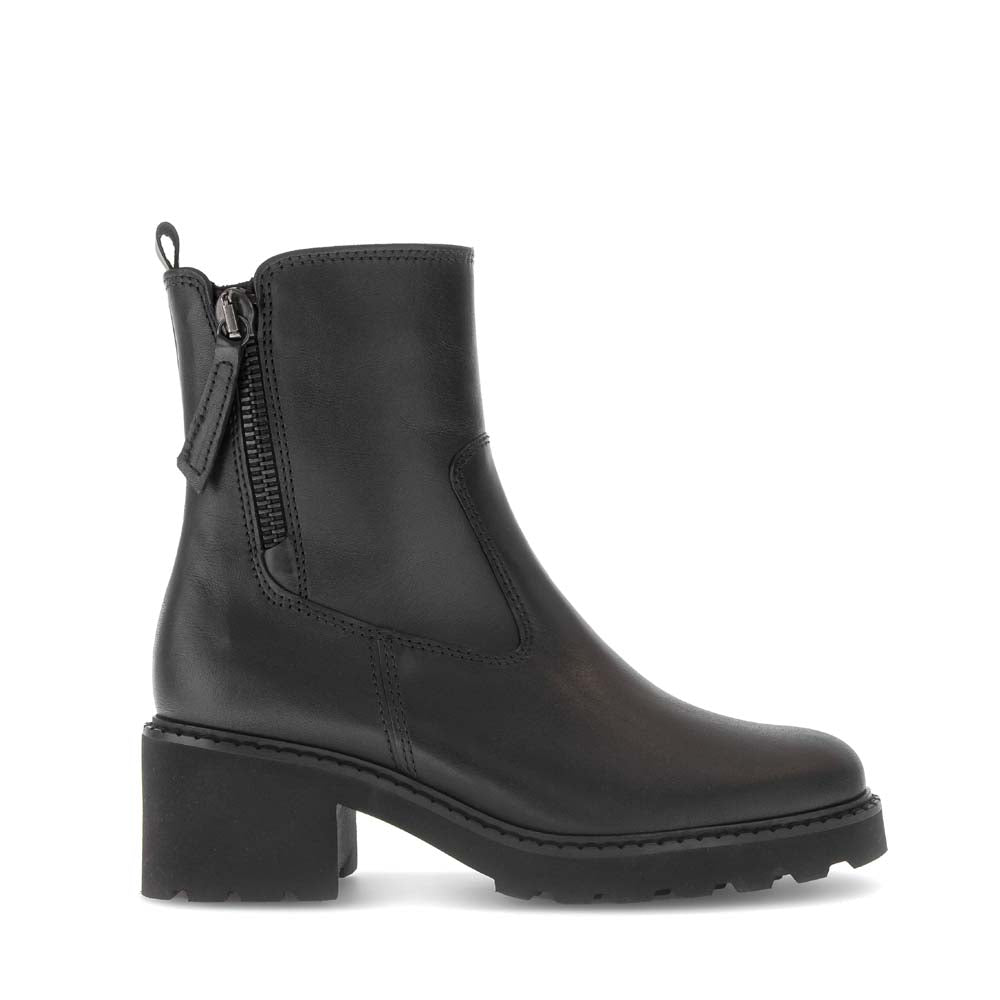Gabor Chunky Ankle Boot Black