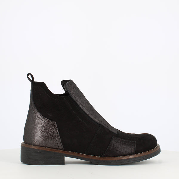 Cinders Edit Low Ankle Boot Pewter Black
