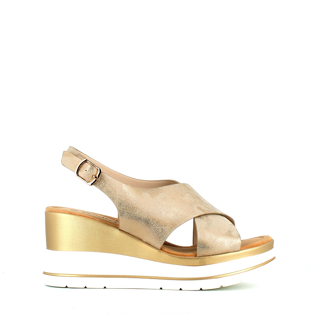 Cinders Edit Criss Wedge Sandal Soft Gold