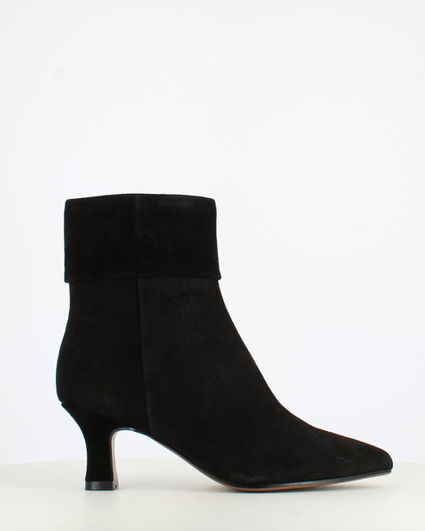 Regarde Le Ciel Hadley Cuff Suede Boot Black