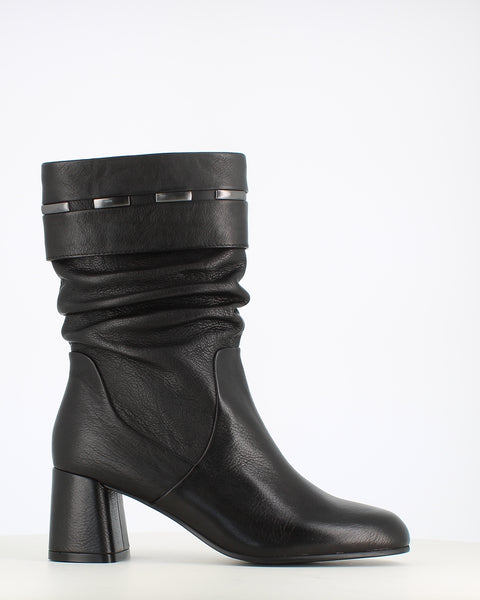 Regarde Le Ciel Neva Leather Slouch Boot Black