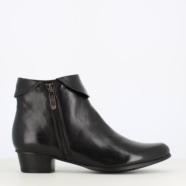 Regarde Le Ciel Stefany 03 Cuff Ankle Boot Black