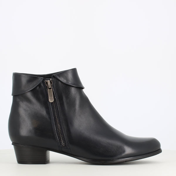 Regarde Le Ciel Stefany 03 Cuff Ankle Boot Navy