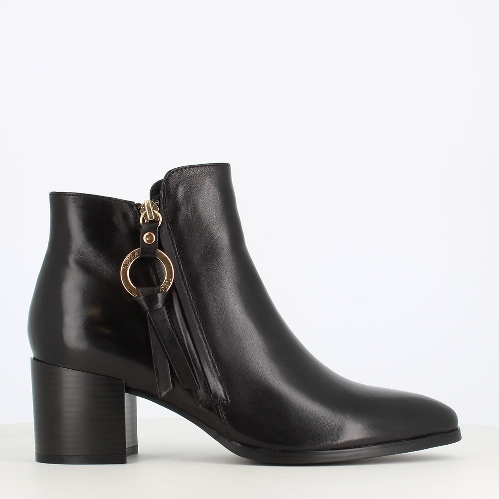 Regarde Le Ciel Taylor Ankle Boot Black