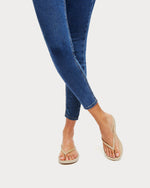 Fitflop IQushion Ergonomic Toe Post Gold